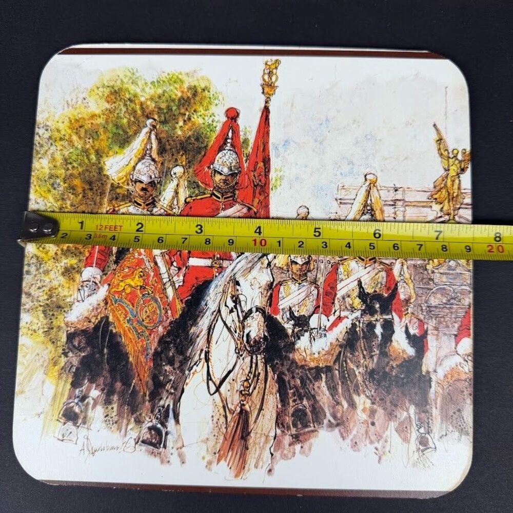 Set of 6 Vintage Clover Leaf 7.5 Inch Table Mats w/ British London Royal Guard - Picture 9 of 12